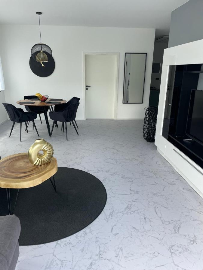 Apartments Saaldorf-Ferienhaus Mit 6 Apartments 45Qm-120Qm Direkt Am Thueringer Meer-Bleilochtalsperre Bad Lobenstein Extérieur photo